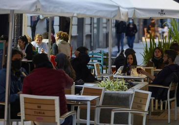 Un emprendedor desvela la realidad oculta de las máquinas tragaperras en los bares: «Cada una da 20.000 euros al año»