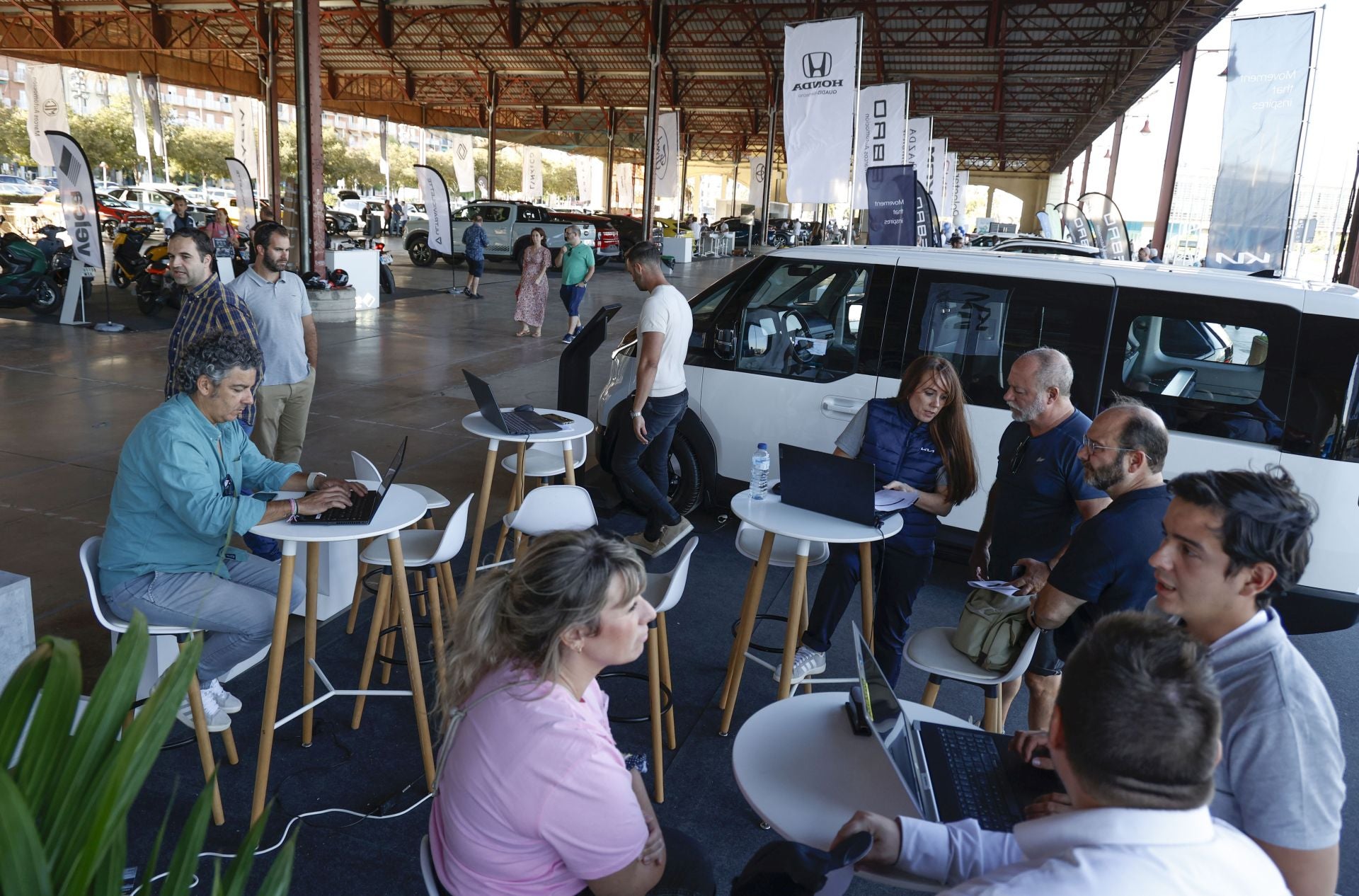 Todas las imágenes de la décima edición de la feria de la movilidad eléctrica ECOMOV