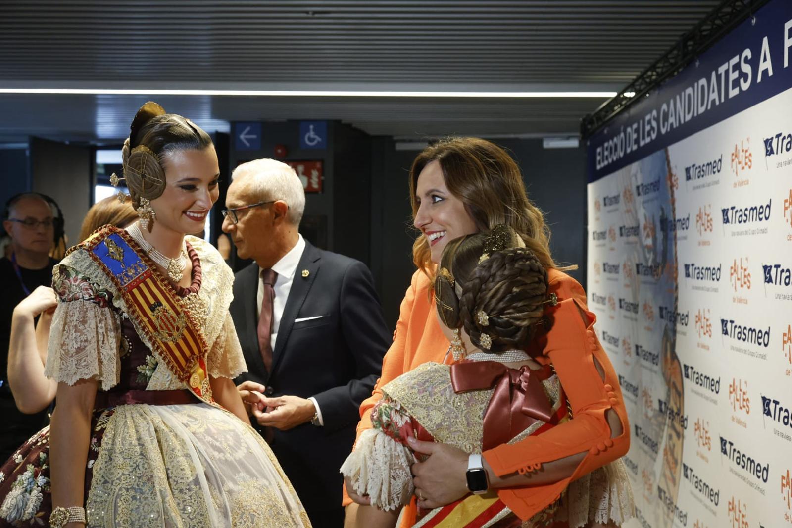 FOTOS | Las mejores imágenes de la gala fallera en el Roig Arena