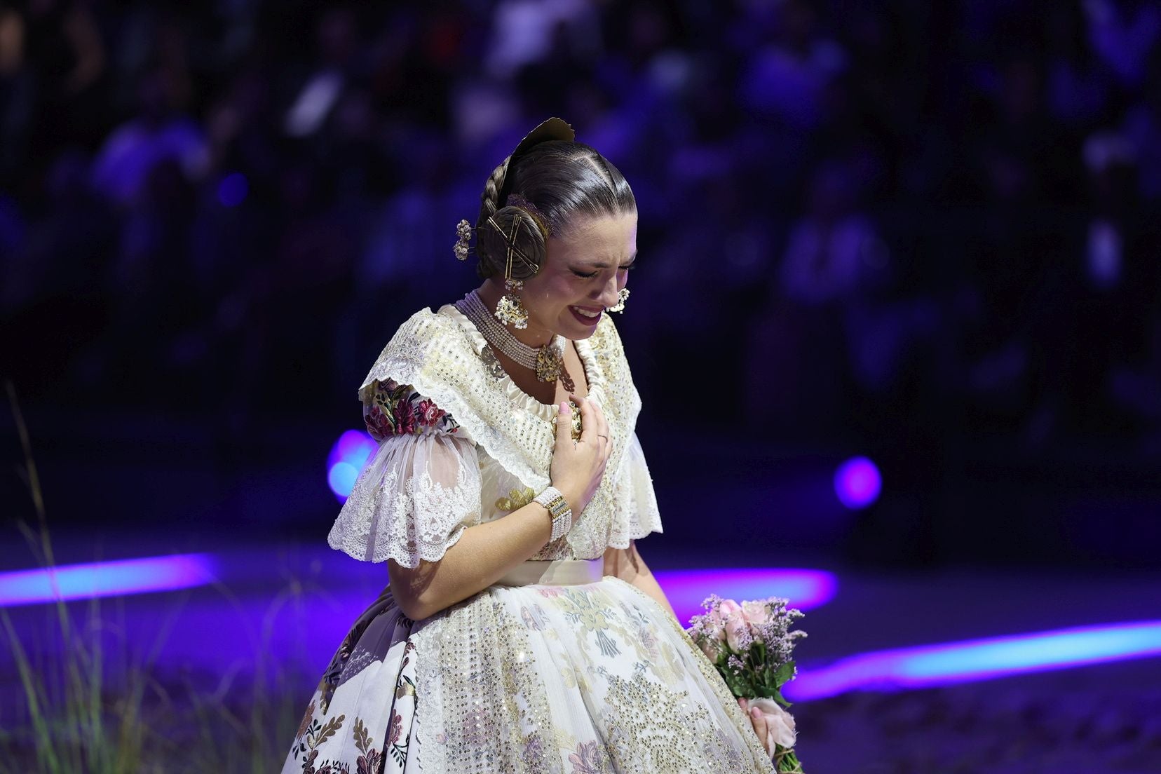 FOTOS | Las mejores imágenes de la gala fallera en el Roig Arena