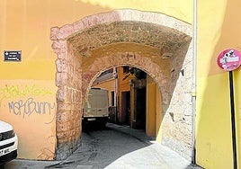 Arco del portal de la Valldigna.
