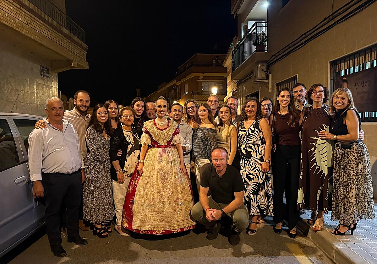 Imagen principal - Recibimiento de Anabel Calero en El Palmar.