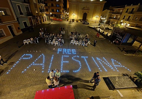 El acto se celebró en la plaza del Ayuntamiento y duró doce horas.