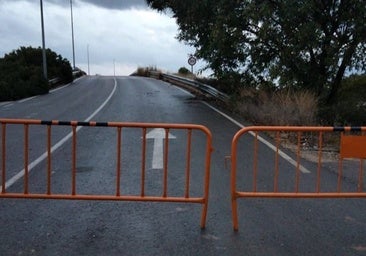 Calma tensa en los polígonos industriales tras una noche con leves incidencias por la lluvia