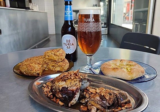 Sepia bruta y Tortilla de patata con cebolla en Trinchera