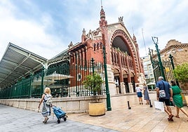 El emblemático Mercado de Colón diseñado por Francisco Mora.