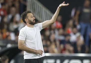 Corberán: «Compartimos los pitidos de Mestalla»