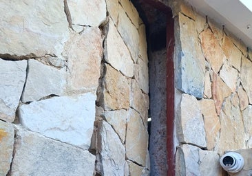 La habitación secreta de los narcos del puerto con mando a distancia y en un chalé de lujo