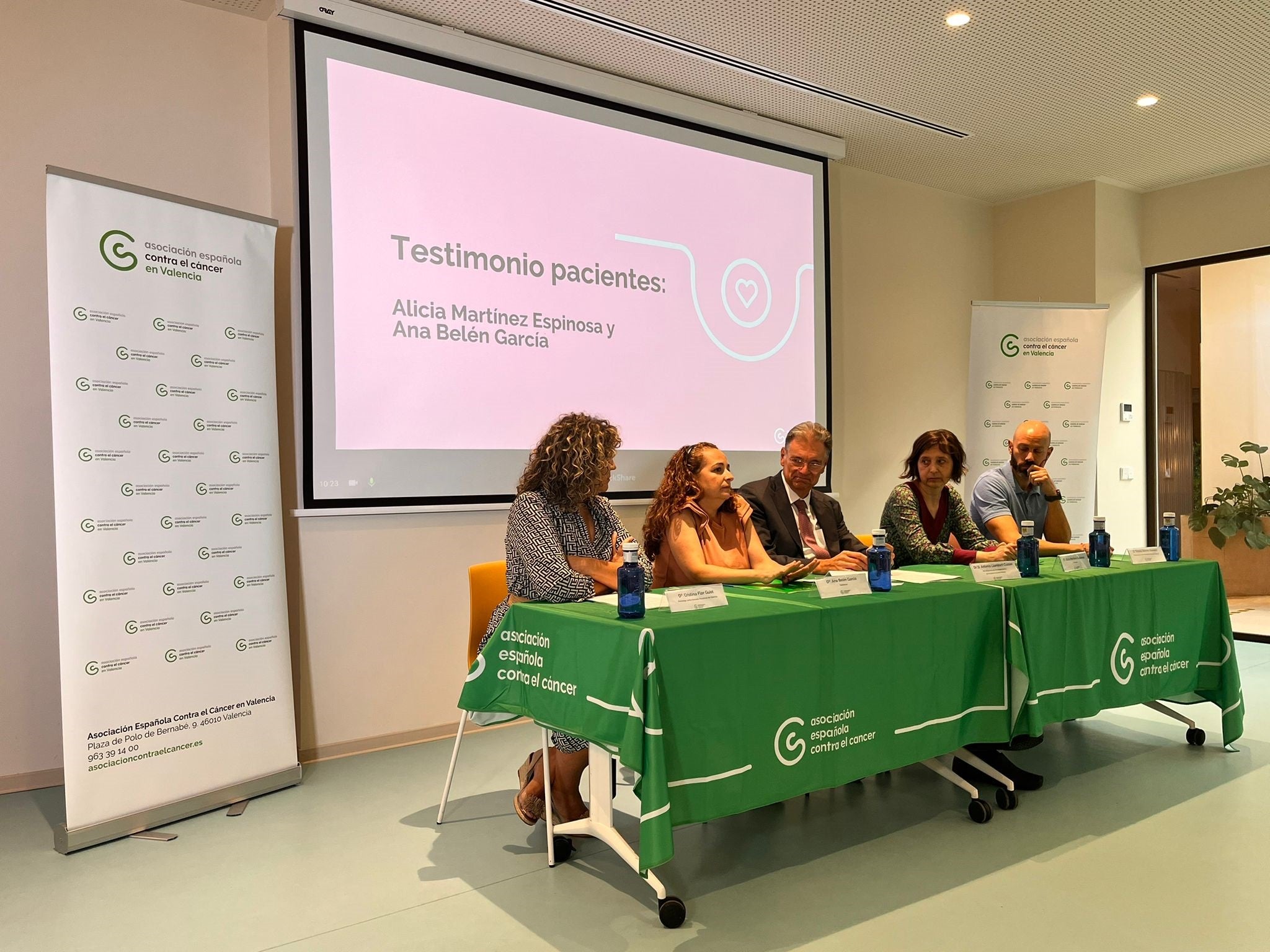 Varias pacientes con cáncer de mama cuentan cuentan su testimonio.