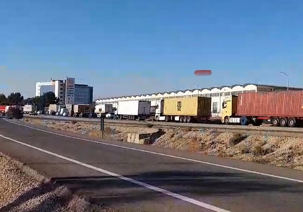 Entorno del área industrial y la urbanización La Reva.