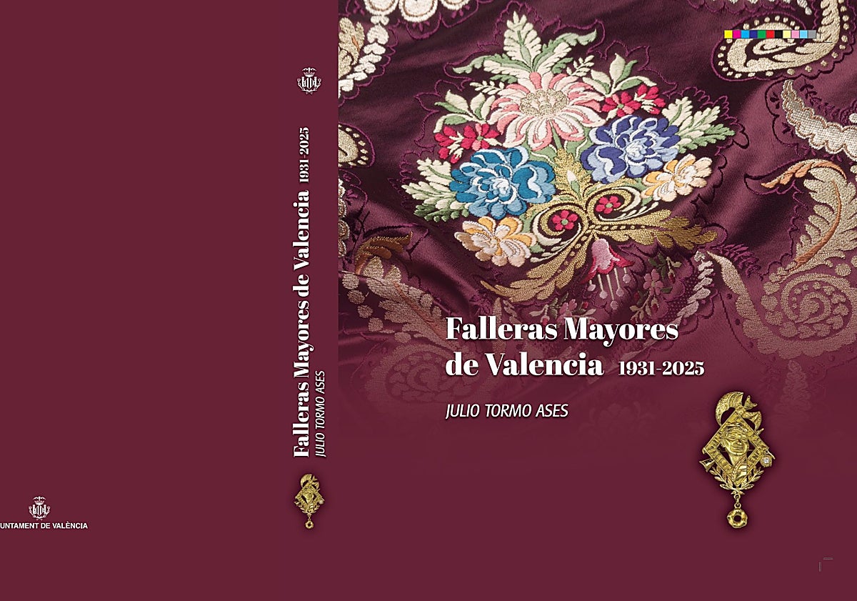 Imagen principal - Portada del libro; Berta Peiró en su Ofrenda lluviosa y rocío Gil y Daniela Gómez de los Ángeles, con el Tribunal de las Aguas y Joan Ribó.