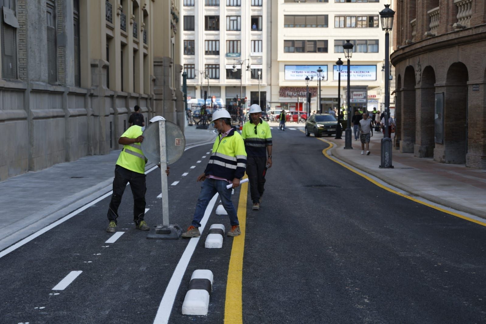 Reapertura de la calle Alicante tras las obras