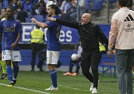 Julián Calero, en el partido en Oviedo.