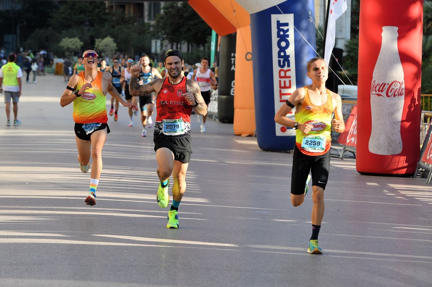 Búscate en la XV Volta a Peu de les Falles