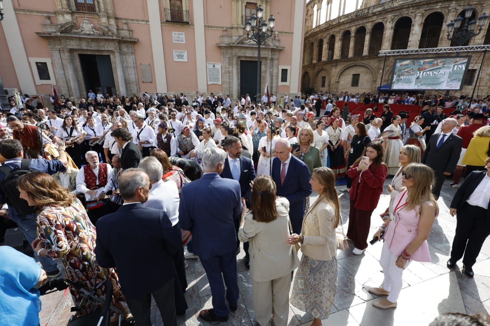 FOTOS | Valencia se rinde al himno regional