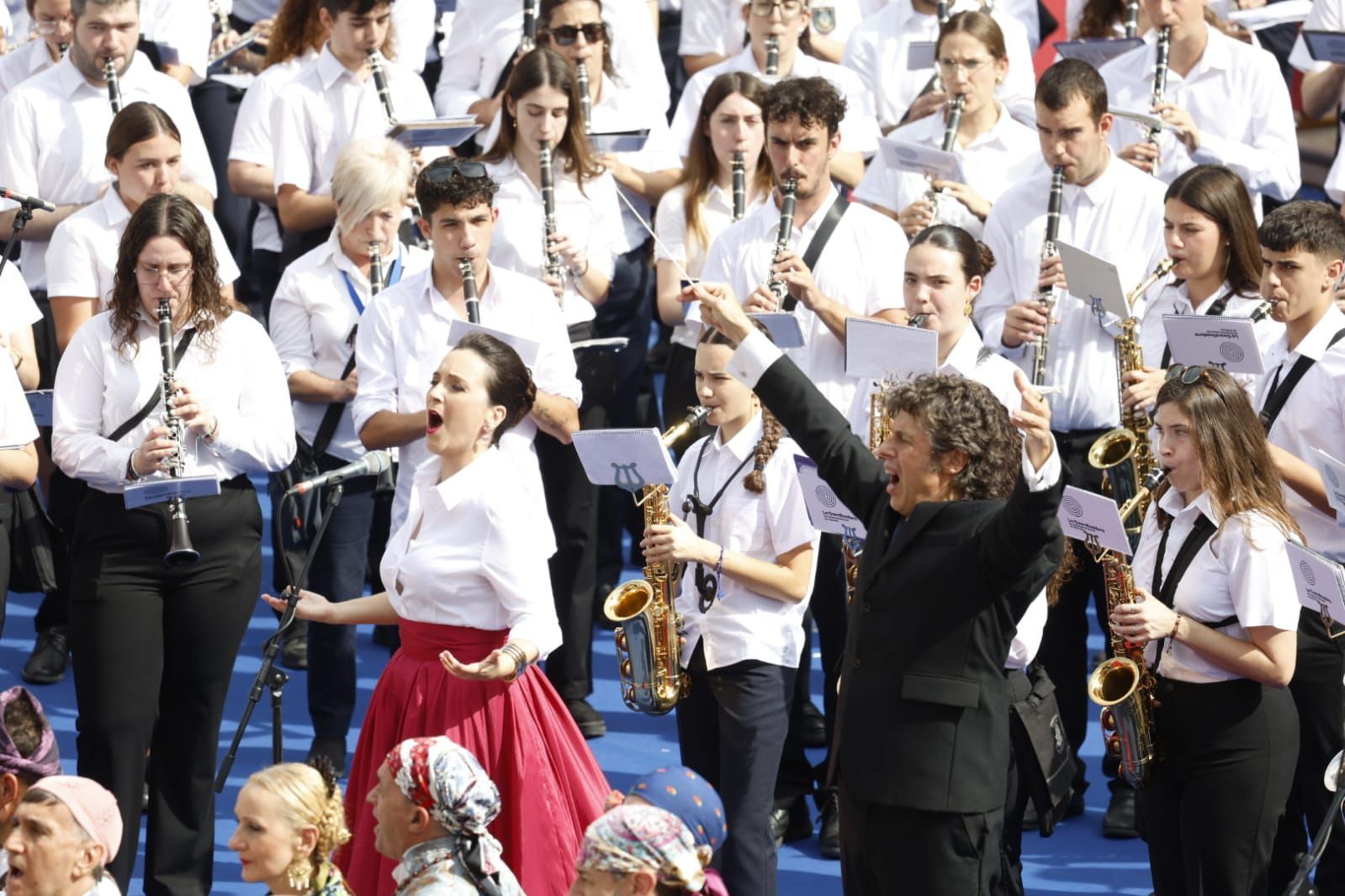 FOTOS | Valencia se rinde al himno regional