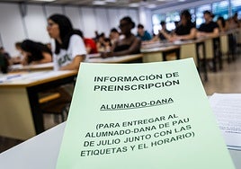 Aspirantes durante la selectividad del pasado julio.