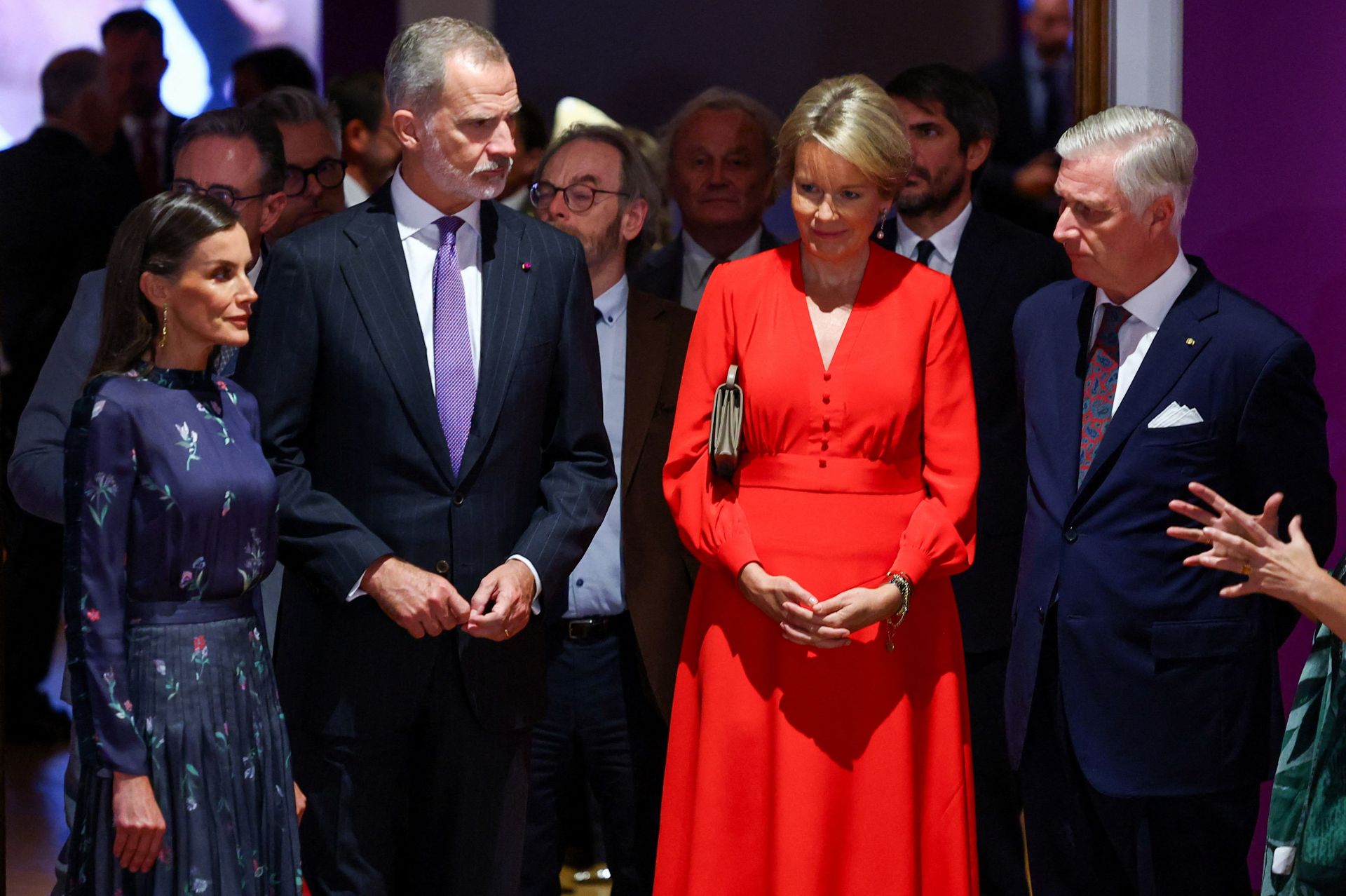 FOTOS | Letizia deslumbra en Bruselas con un impecable &#039;look&#039; en homenaje a Armani
