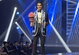 Alejandro Ortega, tras ser reconocido Mister Global 2025.