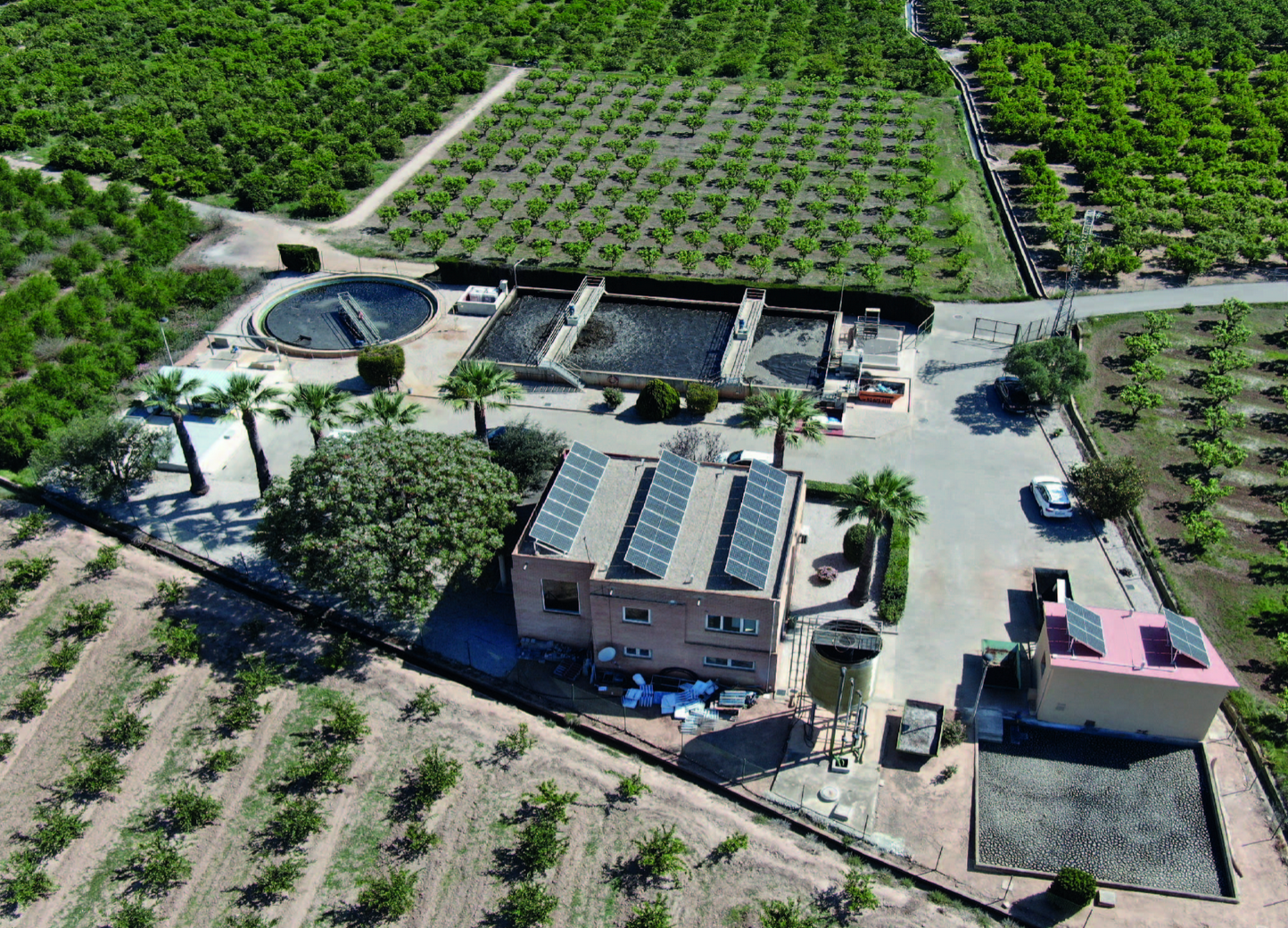 Instalaciones de Egevasa en Canet d'en Berenguer.