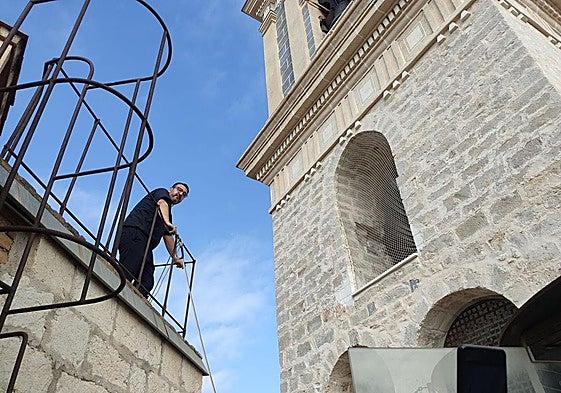 Llorens en la cubierta de la Colegiata.