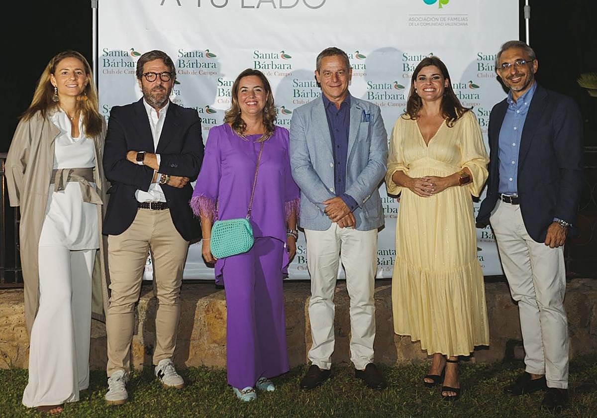 Isabel Ortolá, Juan Buyo, Alicia Grau, Nacho Martos, María Furió y Manuel Fernández.
