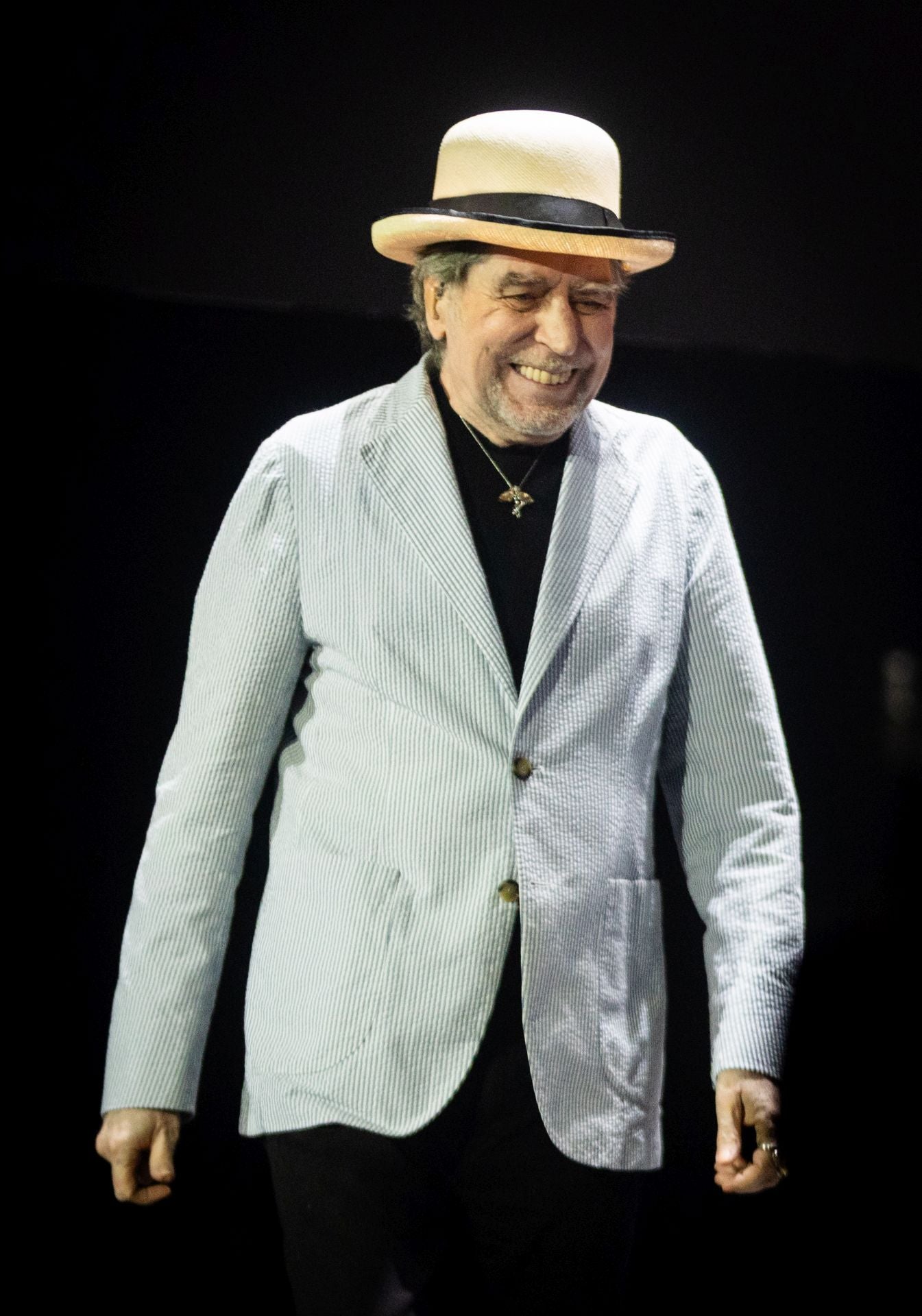 Sabina se despide de Valencia con el primero de tres conciertos de su gira final