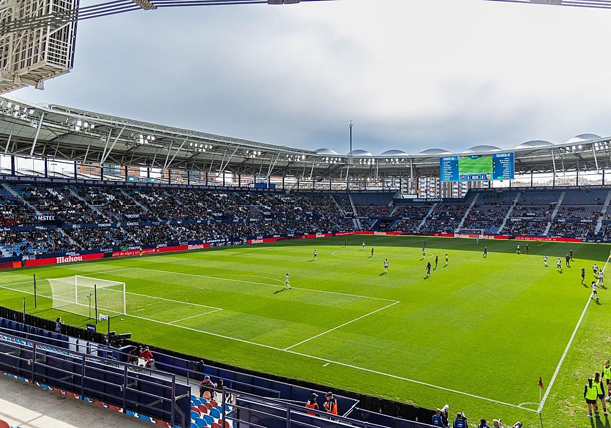 El Ciutat de València, en un partido del femenino.