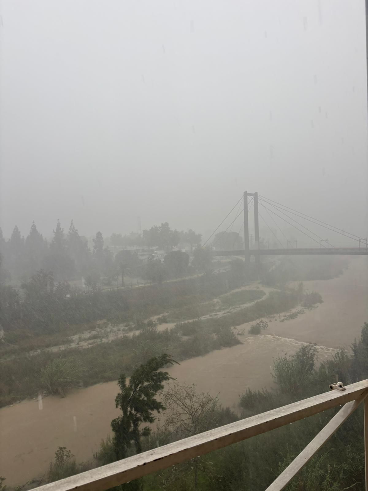 Fotos de las tormentas torrenciales este lunes en la Comunitat