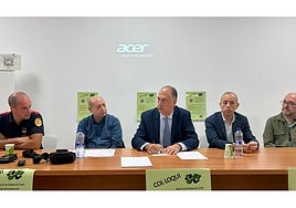 Pedro Canales, Juan Antonio Caballero, el conseller Juan Carlos Valderrama, Vicente León y Jaime Villanueva.