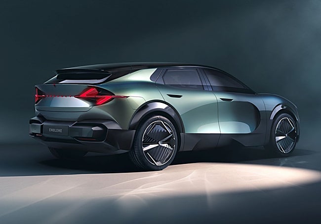 Formas muy musculosas, deportivas y afiladas, también en la trasera.