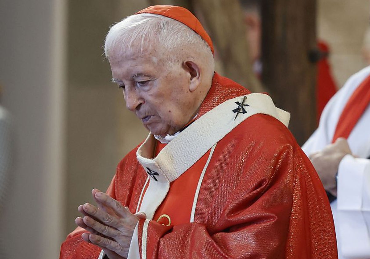 El cardenal Cañizares durante una celebración litúrgica.