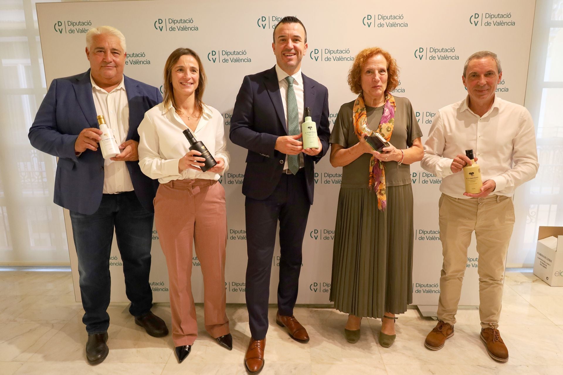 Los participantes en la presentación de la tercera edición de la feria.