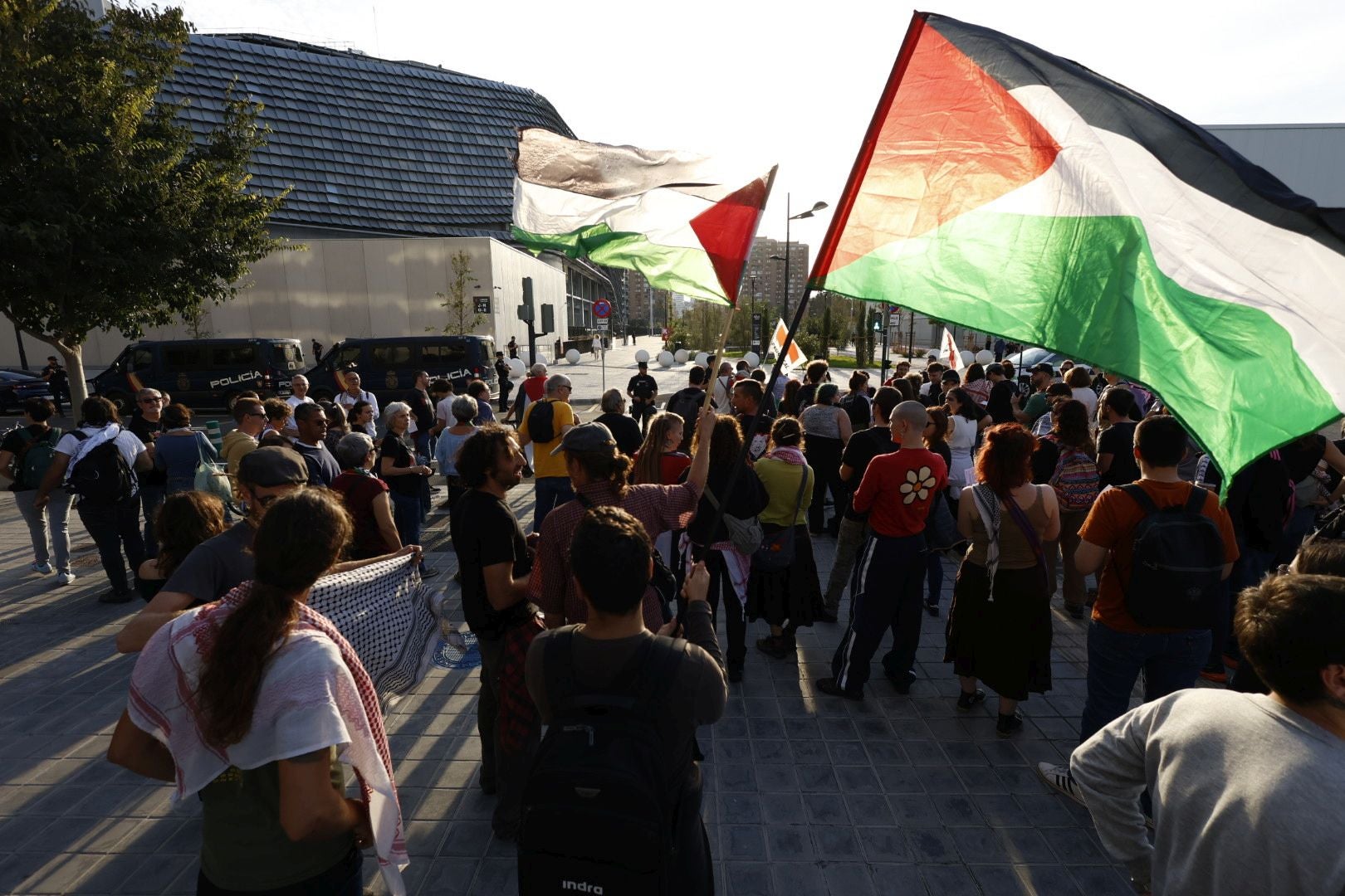 FOTOS | Protesta pro Palestina en Valencia por el Valencia Basket-Hapoel Tel Aviv
