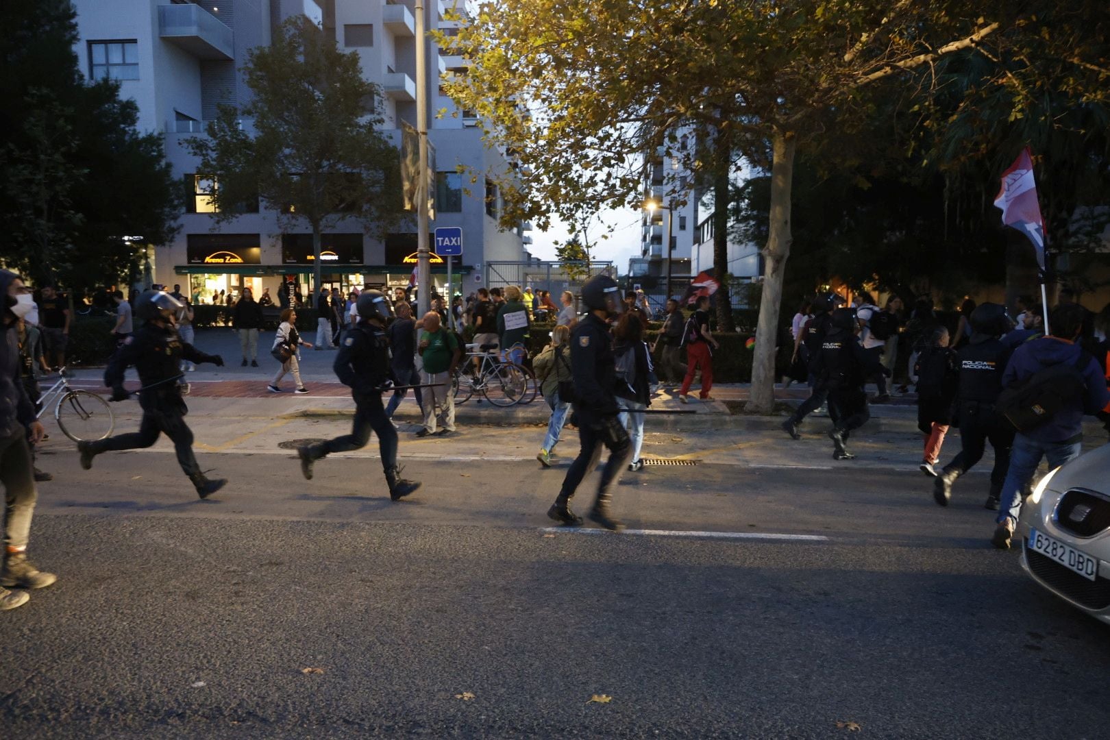 FOTOS | Protesta pro Palestina en Valencia por el Valencia Basket-Hapoel Tel Aviv