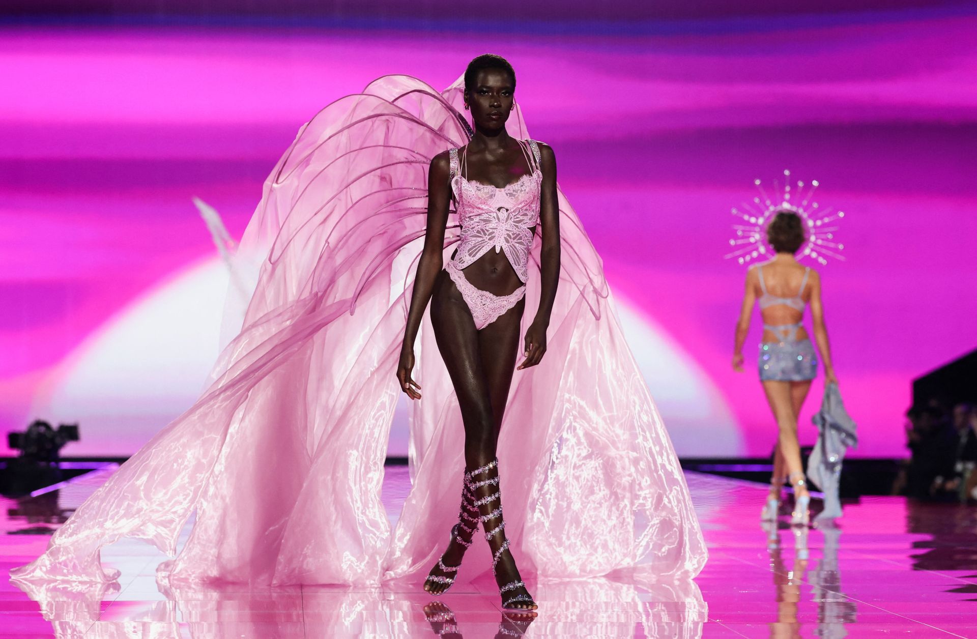 FOTOS | Los ángeles vuelven al desfile de Victoria&#039;s Secret
