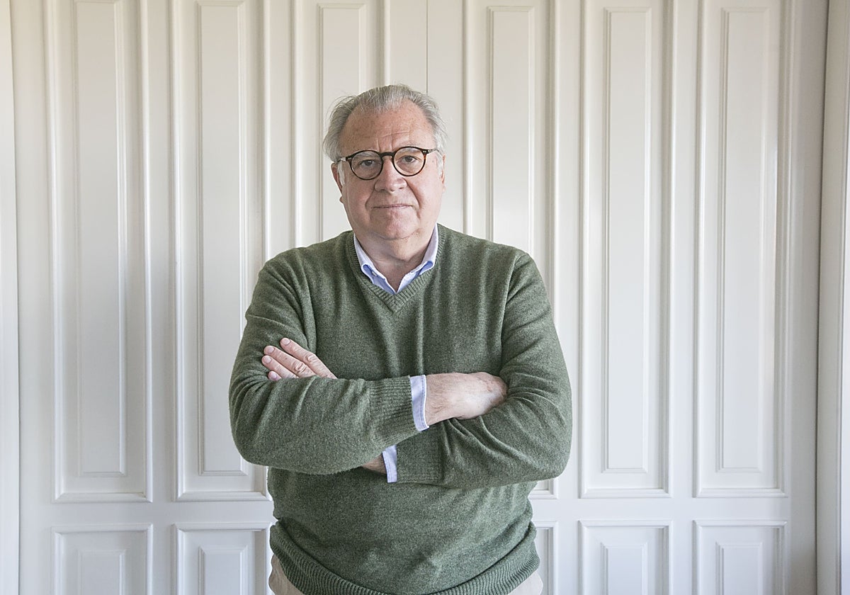 El poeta Jaime Siles