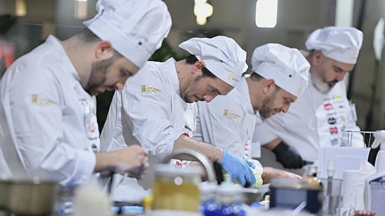 Los candidatos a 'Cocinero y Camarero del Año' en la semifinal de Alicante