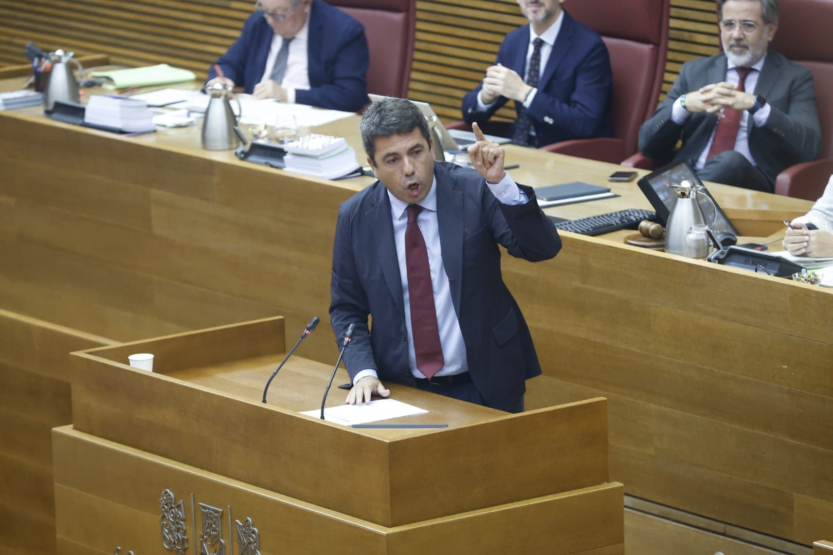 La última sesión de control a Mazón antes del cambio en el Consell