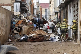 Aspecto de las calles de Catarroja tras la dana del 29O.
