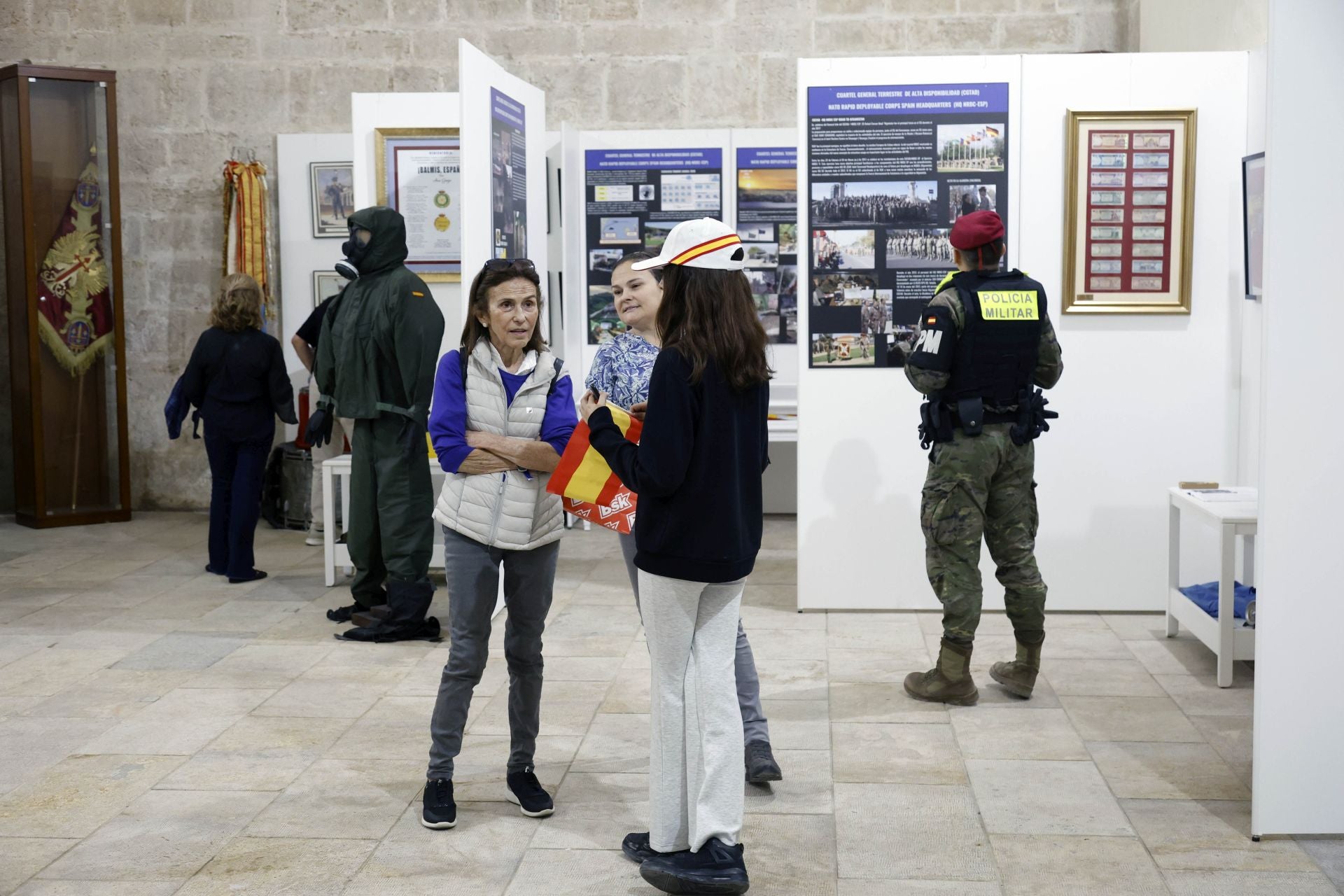 FOTOS | Jornada de puertas abiertas en el convento de Santo Domingo