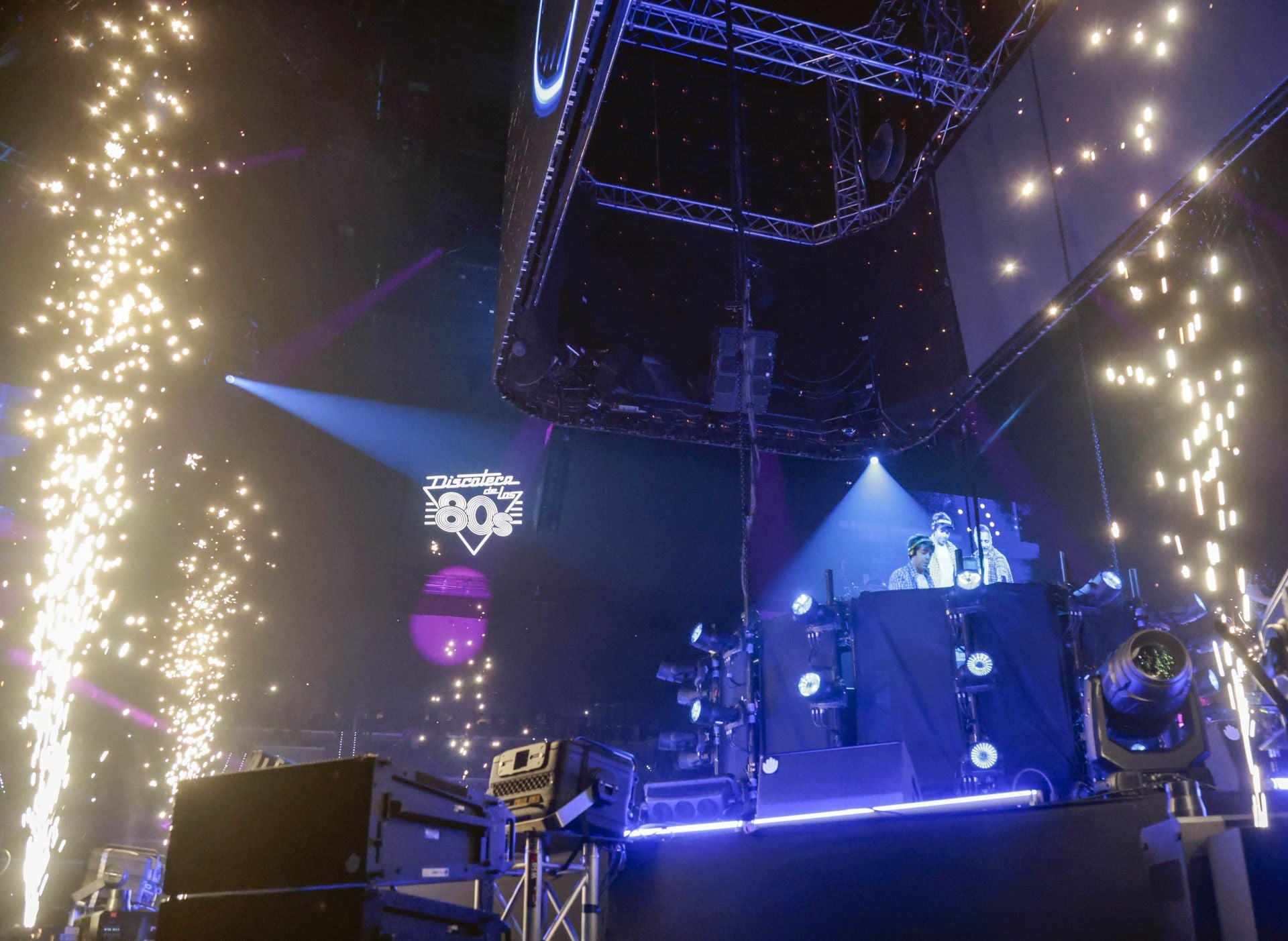 FOTOS | El Roig Arena celebra Discoteca de los 80 con Samantha Fox