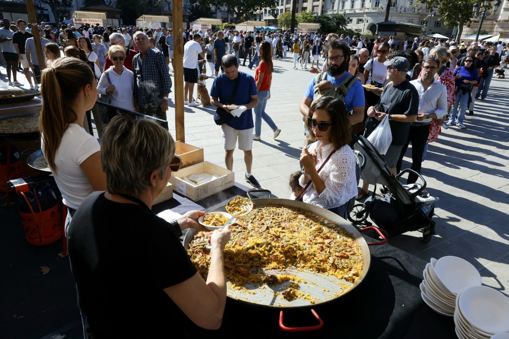 Fotos del festival Tastarros en la plaza del Ayuntamiento de Valencia