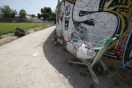 Restos de una de las raves ilegales cerca de la alquería de Serra en una imagen de archivo.