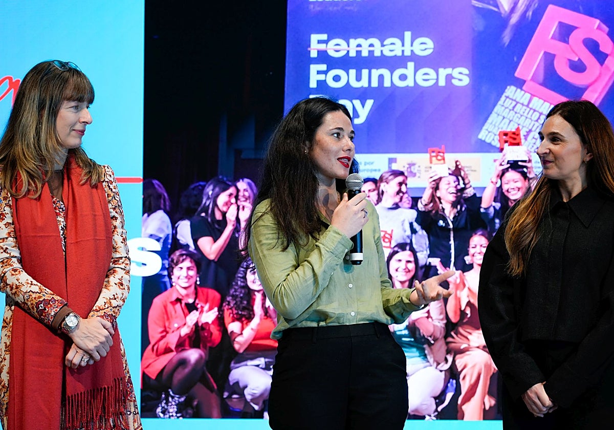 Tres participantes en el Female Founders Day, en Valencia.