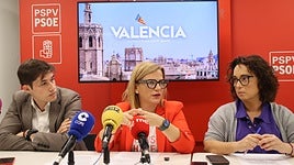 Pilar Bernabé, durante su comparencia para hacer balance de los dos años de Català al frente del Ayuntamiento.