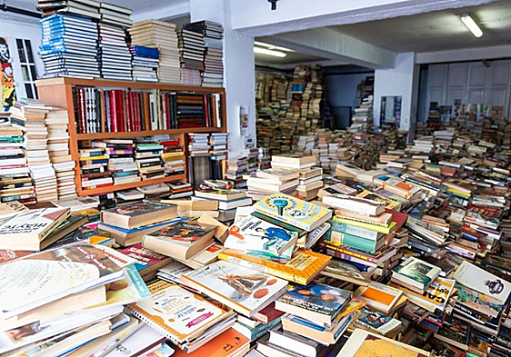 Lugares de Valencia que suman: «Frente a Airbnb, soberanía vecinal»