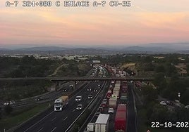 Atascos en la A-7 este miércoles, 22 de octubre.