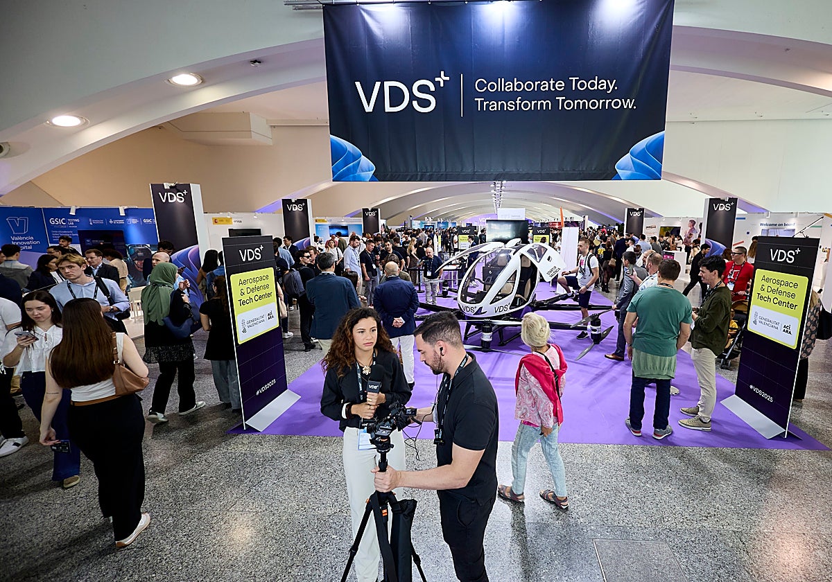 Asistentes a la jornada inaugural, este miércoles en Valencia.