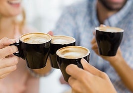 El 'pumpkin spice latte' es el café de temporada en otoño.